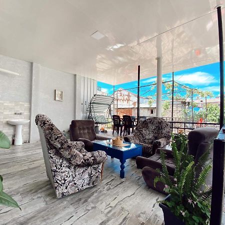 Eka Guest House Батуми Экстерьер фото