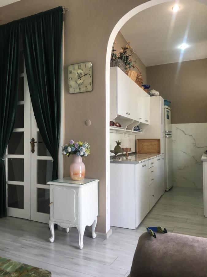 Eka Guest House Батуми Экстерьер фото