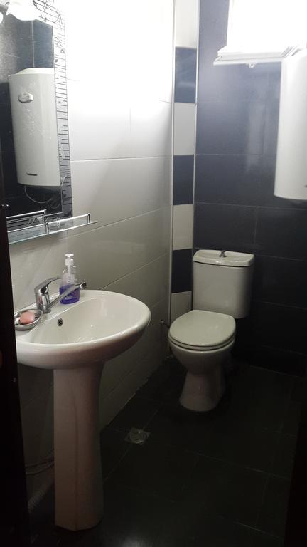 Eka Guest House Батуми Экстерьер фото