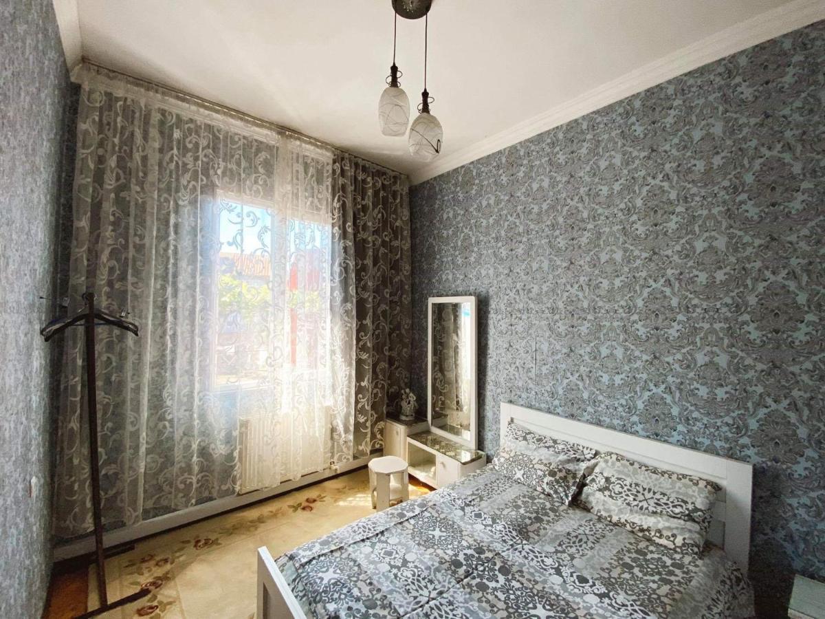 Eka Guest House Батуми Экстерьер фото